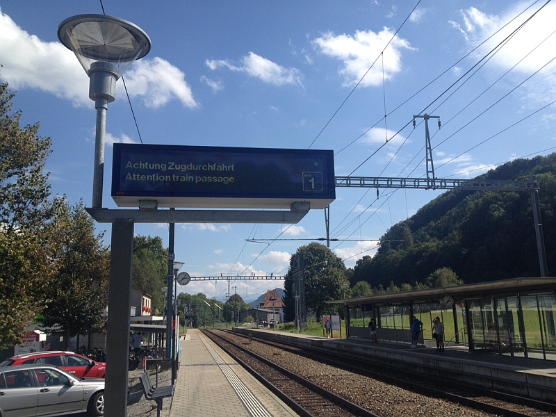 Traduttore, traditore – Danger: le train circule sans crier gare